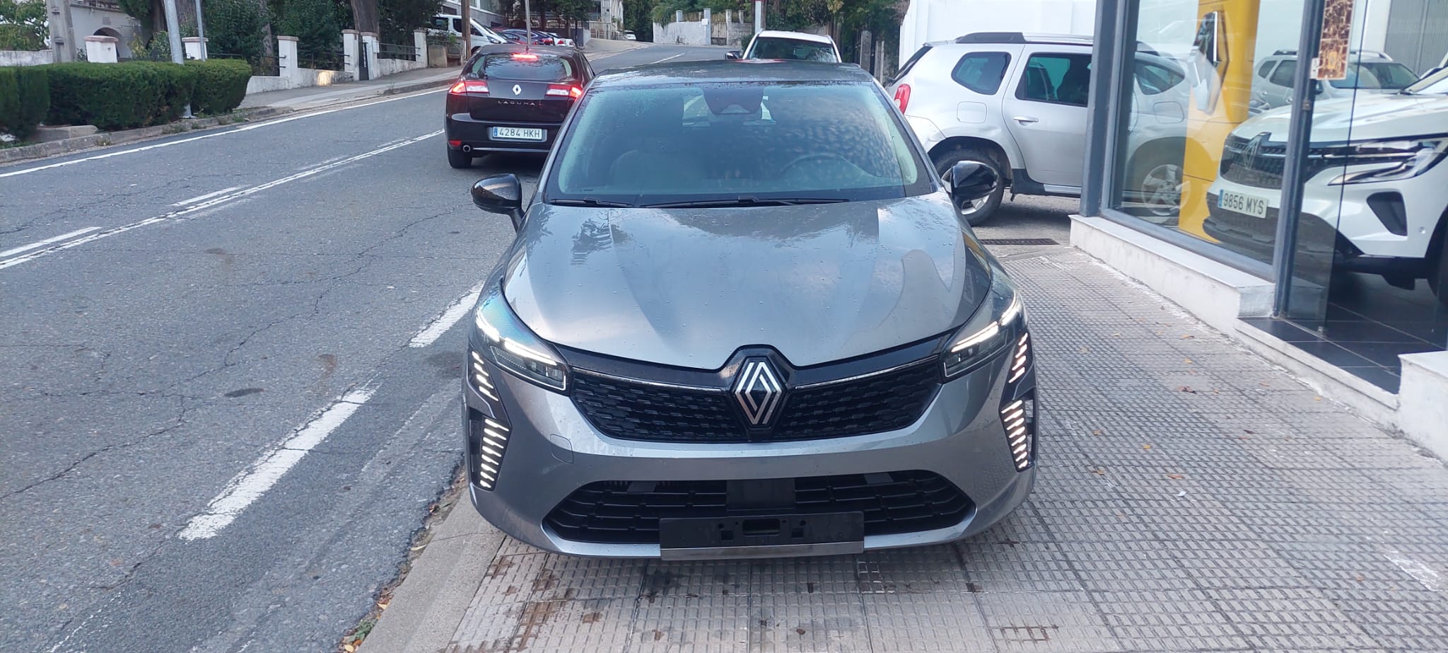 Renault Clio 1.0 90CV foto 4